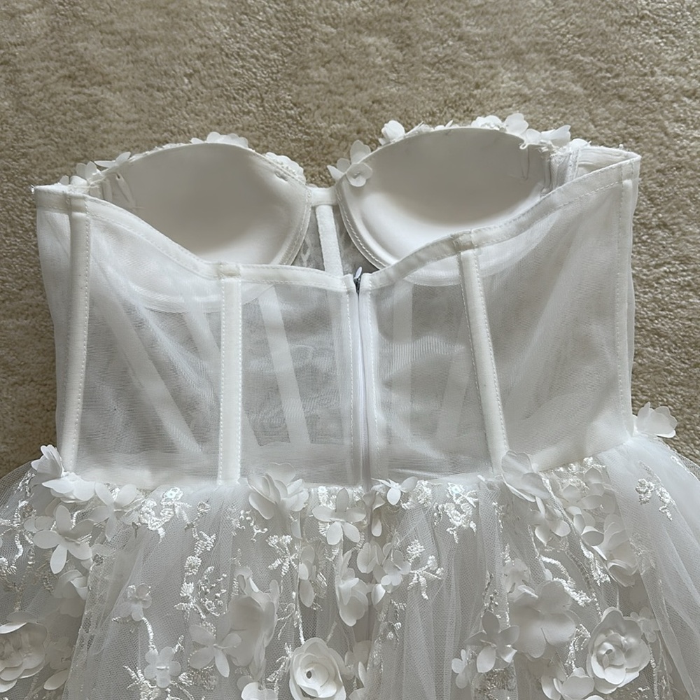 Strapless White Floral Appliqué Wedding Dress - Picture 5 of 9